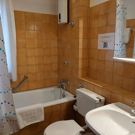 Apartahotel Apparthaus Arosa Essen